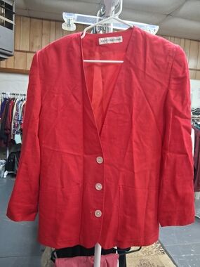 Lloyd Williams Women's Red Tailored Blazer